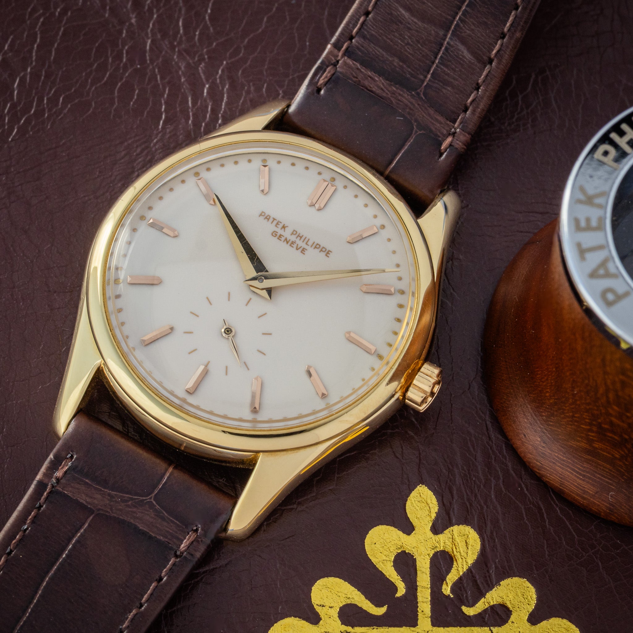 Patek - 2526J - 1954 <br>First Series - Engraved Caseback <br>Extract