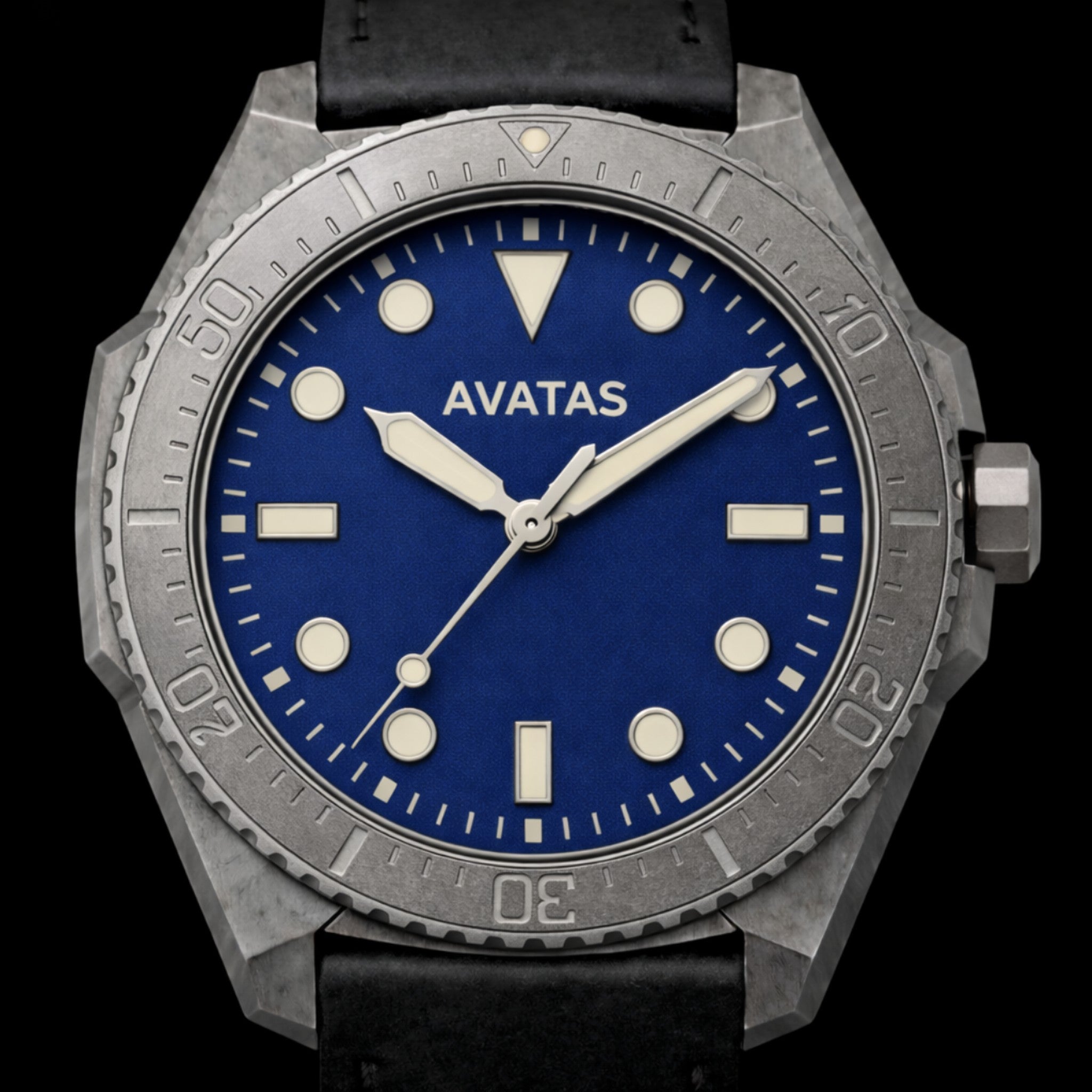 ΛVΛTΛS Diver <br>Bold. Adventurous. Capable.