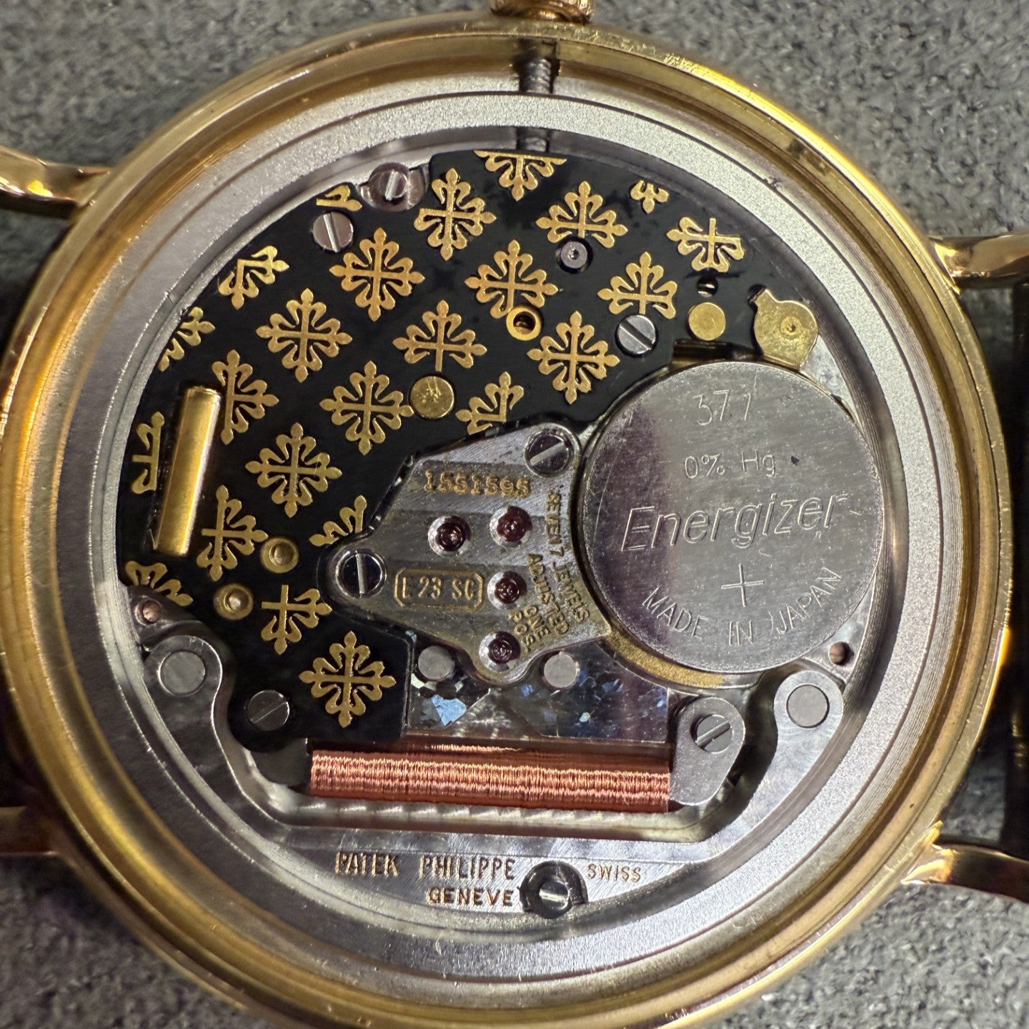 Patek Philippe 3944J - 1986 Quartz - Time & Date Display
