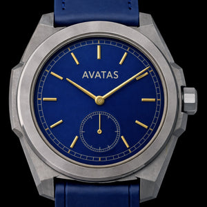 Robe ΛVΛTΛS – Moderne. Minimaliste. Raffinée.